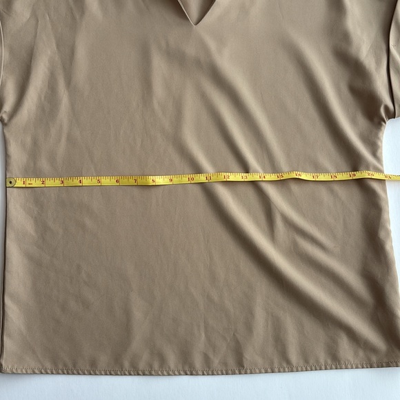 Shein Classic Tan Short Sleeve Shirt Medium - Picture 3 of 5